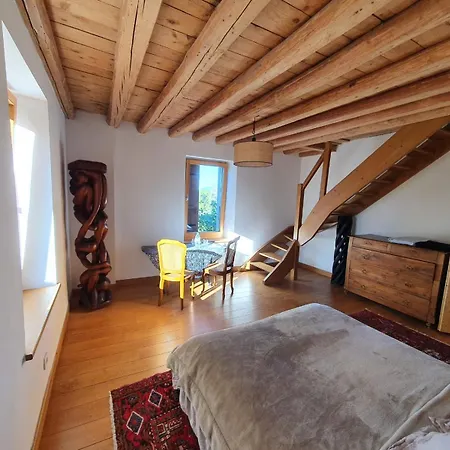 Sejour Paisible Pres De Geneve Guest house *